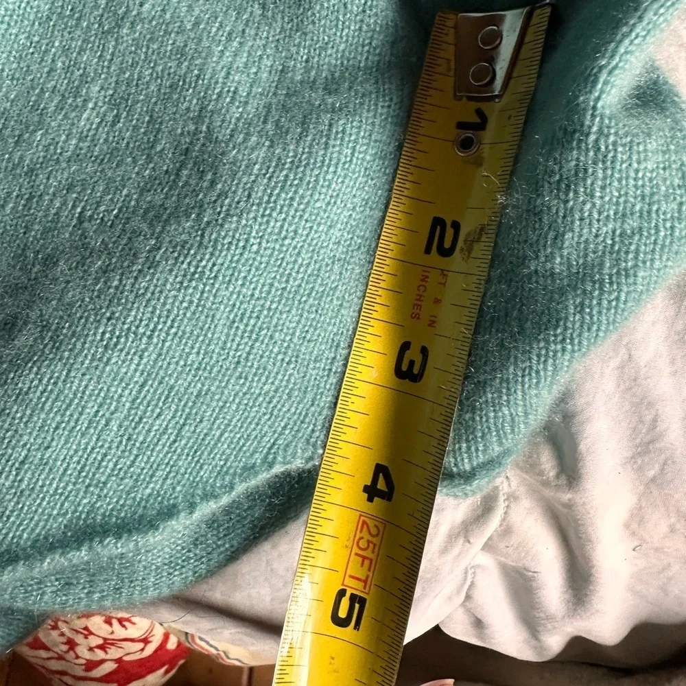 Cullen hi/lo  green cashmere sweater cowl neck M/L 100% poncho sweater
